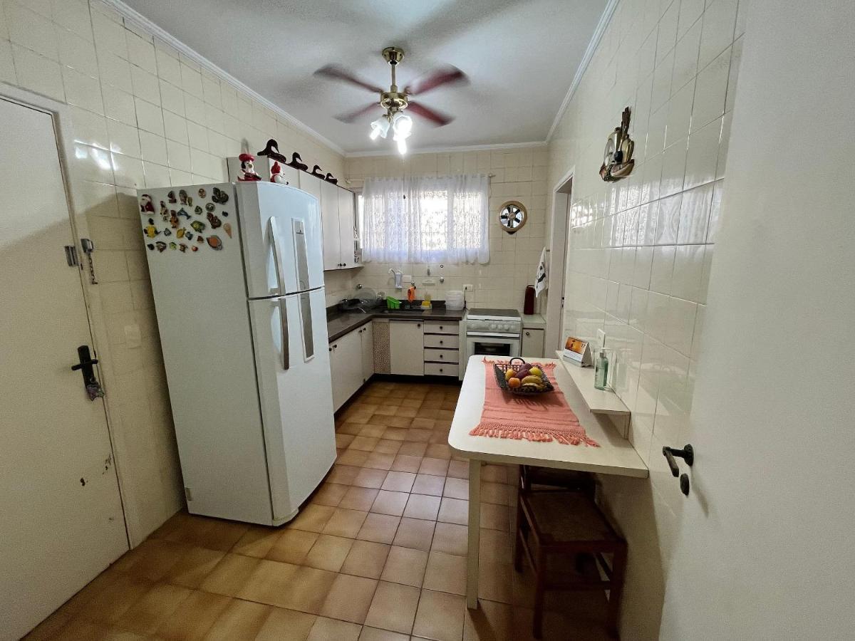Super Aconchegante E Espacoso - Sacada Ampla E Perto Da Praia - Super Confortavel - Ap. 13 - Ed. Maison Du Parc Guarujá Extérieur photo