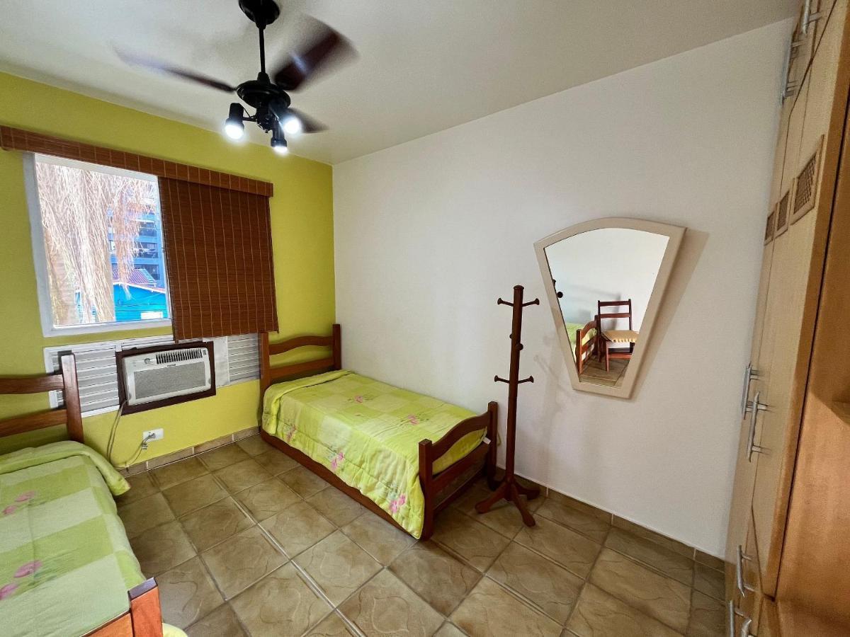 Super Aconchegante E Espacoso - Sacada Ampla E Perto Da Praia - Super Confortavel - Ap. 13 - Ed. Maison Du Parc Guarujá Extérieur photo
